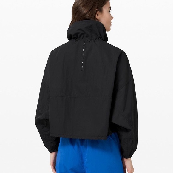 Break the Mold pullover - Picture 3 of 5